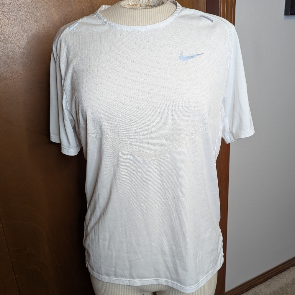 Nike Dri Fit White T Shirt